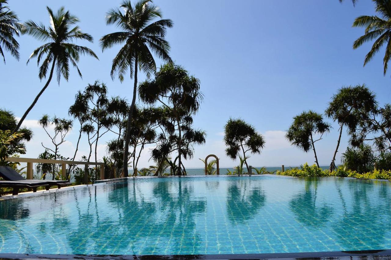 Lanka Beach Boutique Bungalows & Grand Villa 탕갈레 외부 사진