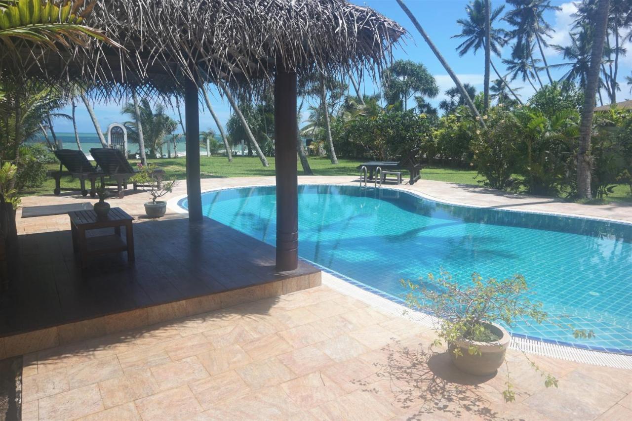 Lanka Beach Boutique Bungalows & Grand Villa 탕갈레 외부 사진